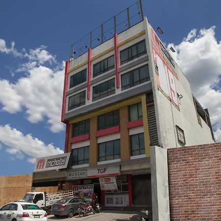 Oyo 666 Mc Hotel Fairview Ciudad Quezon Exterior foto